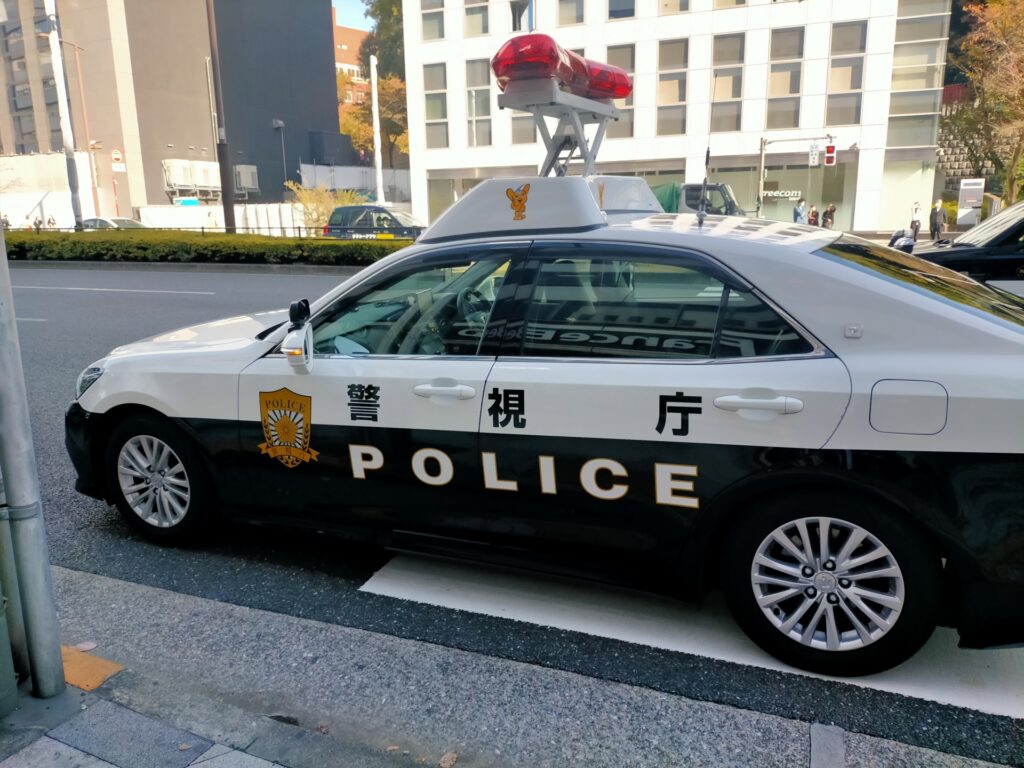 パトカー