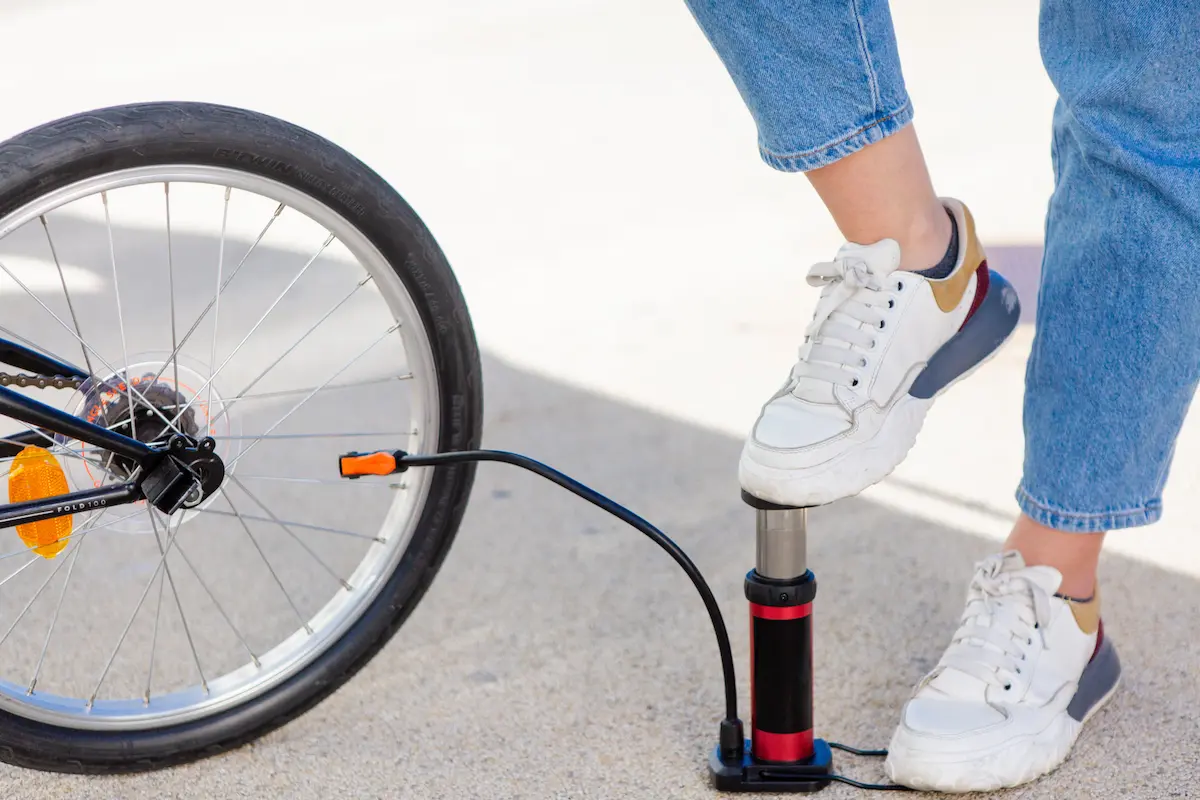 自転車空気入れ