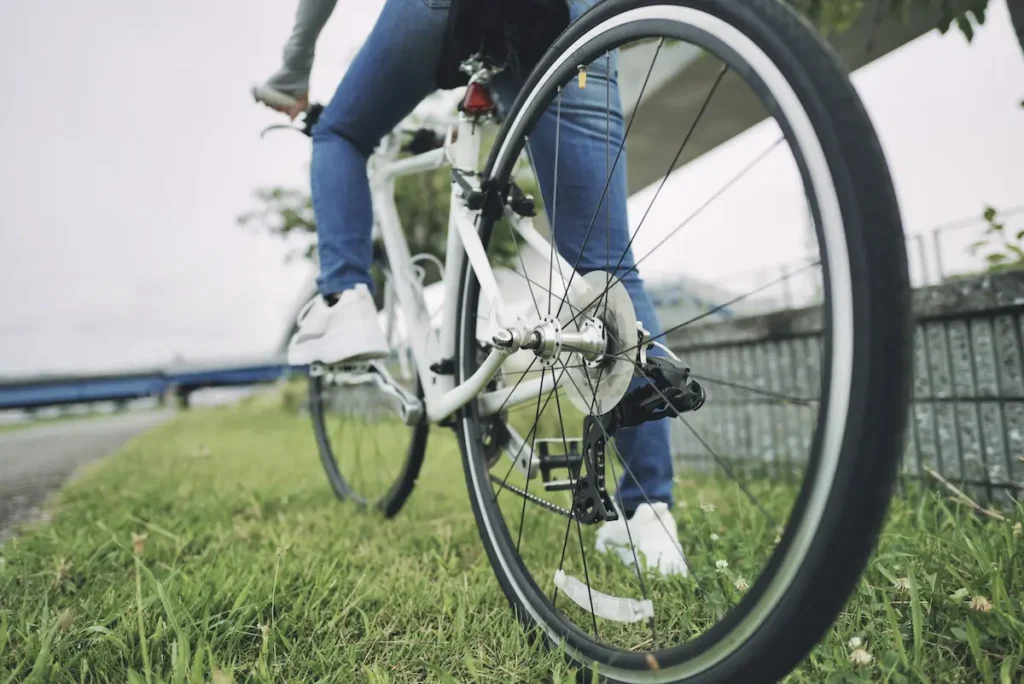 自転車　足元