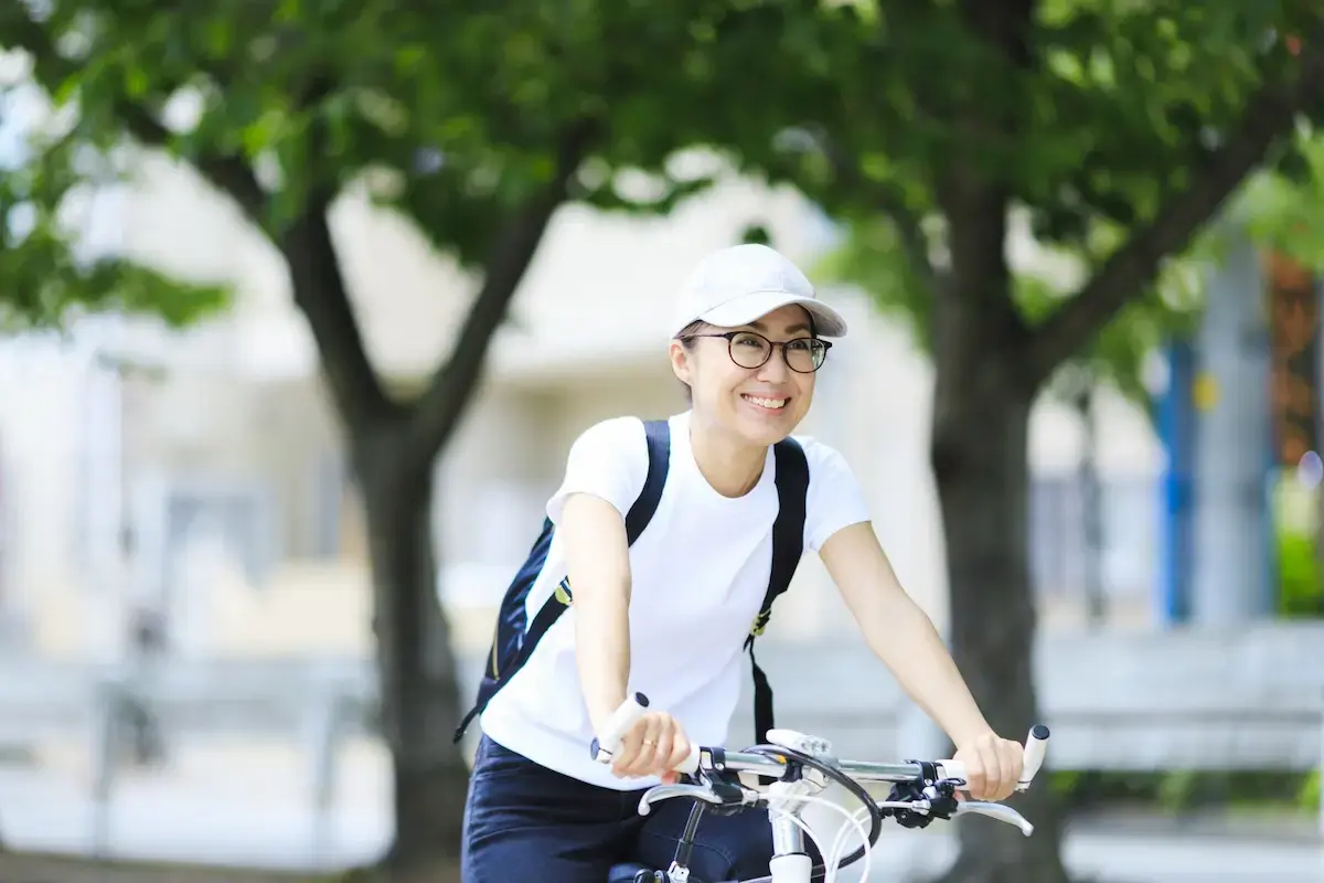 クロスバイク女性